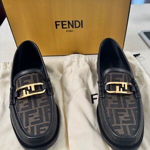 Men’s Fendi O’lock Loafers Brown Size 11US